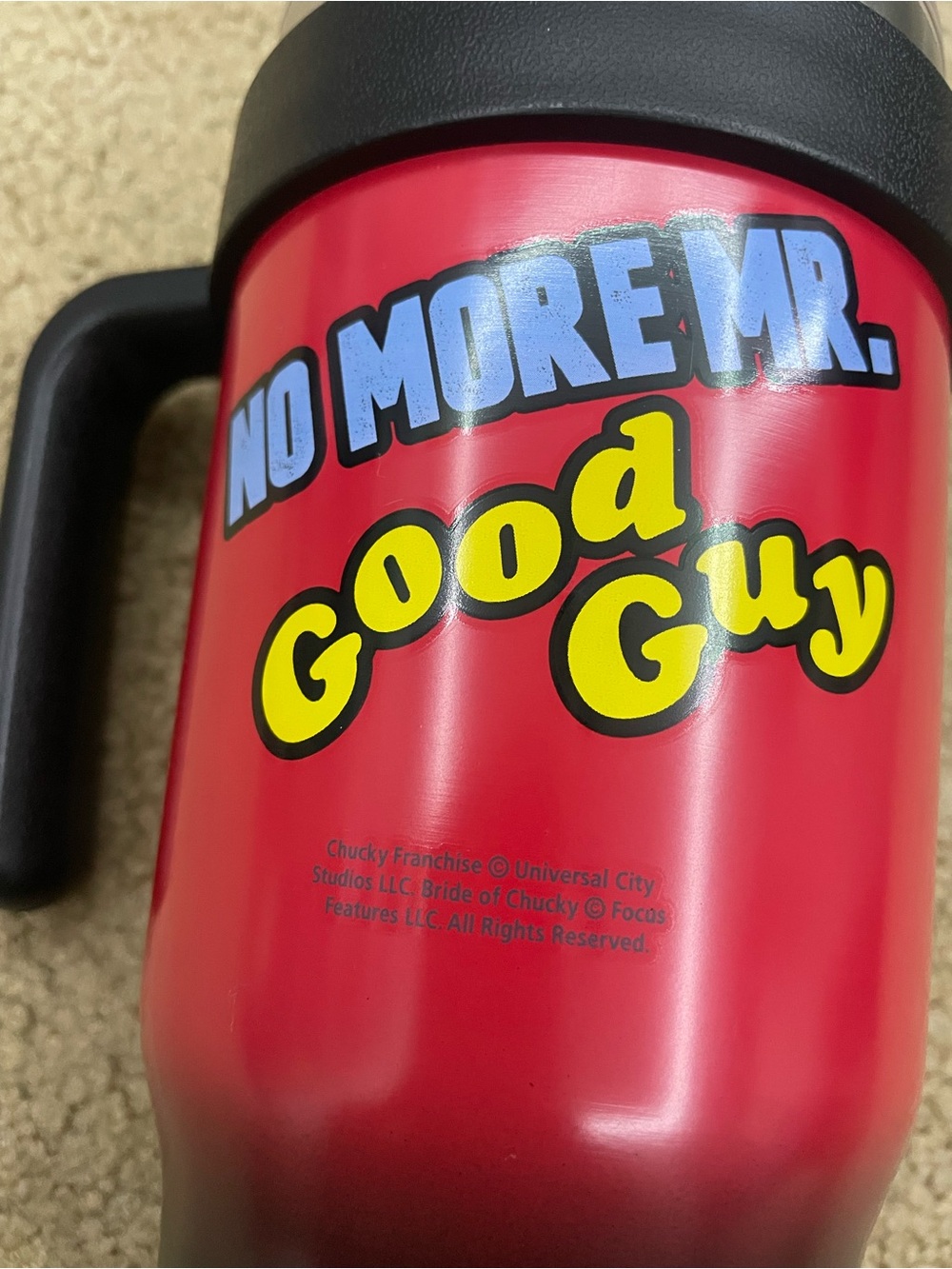 'Chucky' Red & Black Insulated Tumbler with Handle - Picture 4 of 5